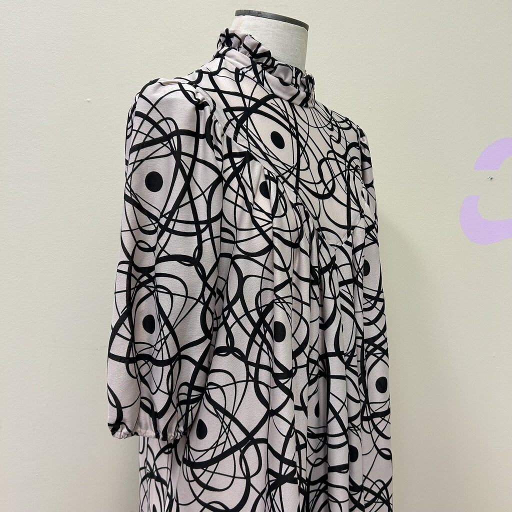 Swirly Circle Patterned Shift Dress