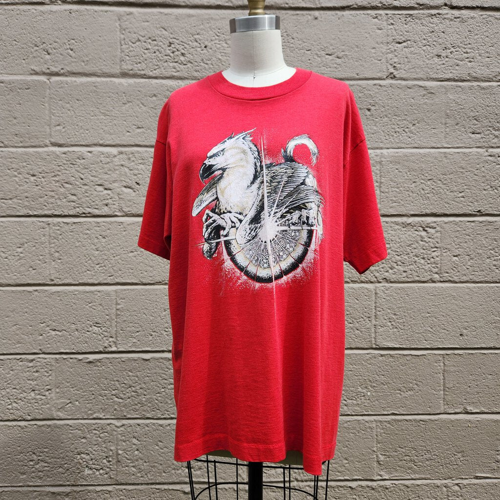 Griffin Tee